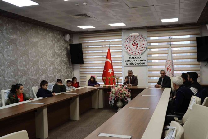Raketlere Türkiye Şampiyonası İçin Vurdular