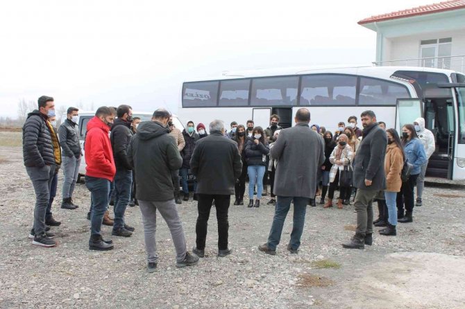 Giresun Üniversitesi Öğrencileri Erzincan’da Bulunan Kan Analiz Laboratuvarını İnceledi