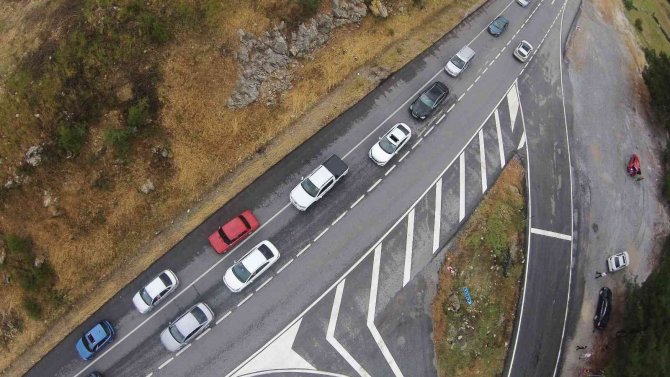Antalya’da Trafiğe Kayıtlı Araç Sayısı 1 Milyon 215 Bin 731 Oldu