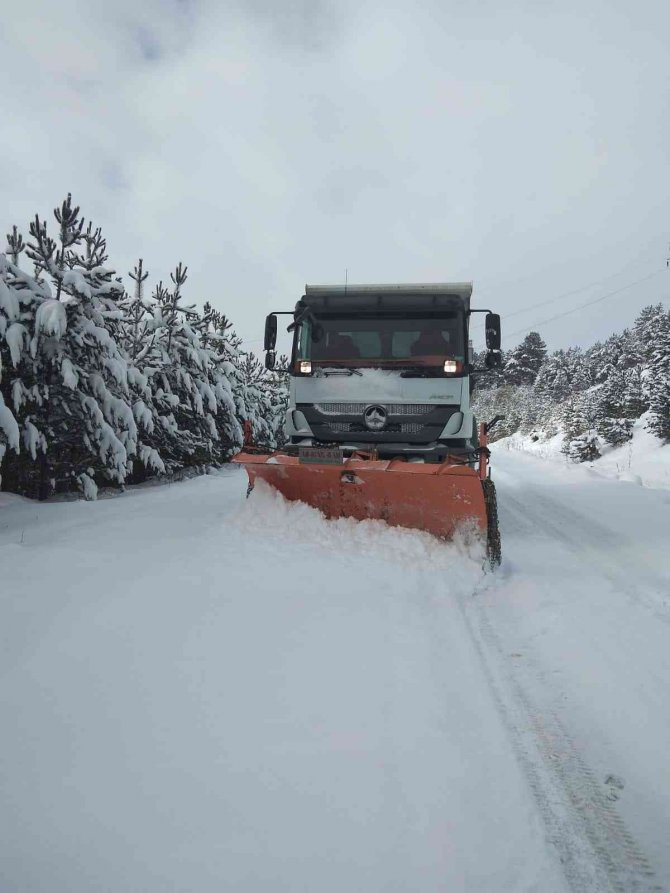 Kastamonu’da 503 Köy Yolu Ulaşıma Kapandı