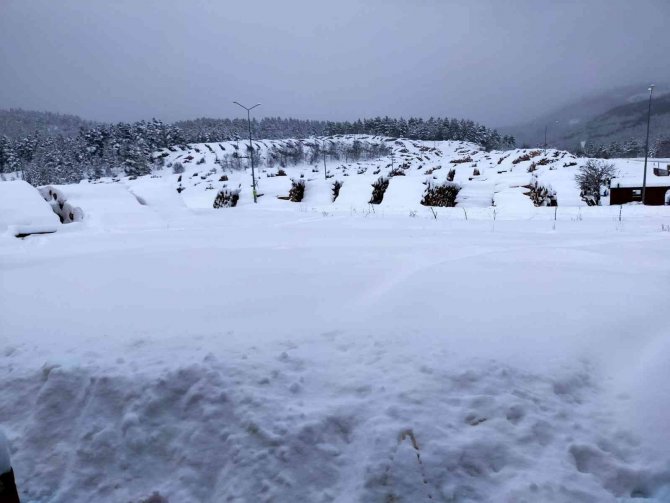 Kastamonu’nun Küre Ve İ̇nebolu İlçelerinde Eğitime Kar Engeli