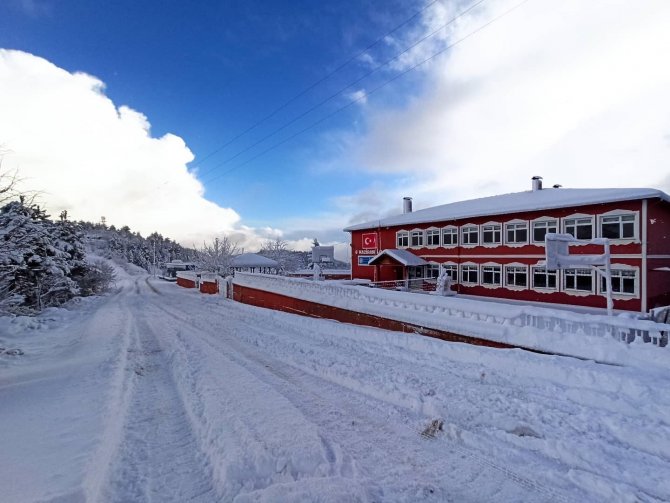 Kastamonu’nun Küre Ve İ̇nebolu İlçelerinde Eğitime Kar Engeli