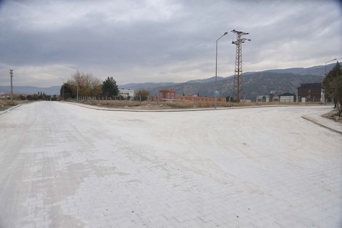 Mahallelere Kilit Parke Çalışmaları Devam Ediyor