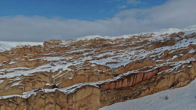 Dünya’daki Mars’a Kar Yağdı