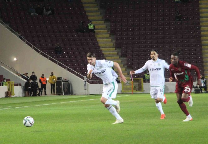 Spor Toto Süper Lig: A. Hatayspor: 1 - Konyaspor: 1 (İ̇lk Yarı)