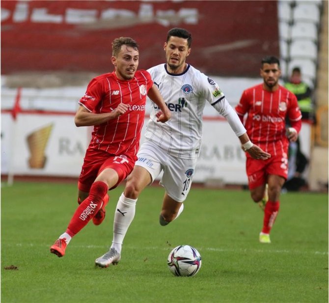 Antalyaspor Uzatmalarda Yıkılıyor