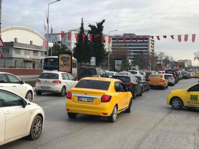 Edirne’de Trafiğe Kayıtlı Araç Sayısı Arttı