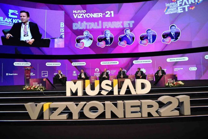 Tuzla Belediye Başkanı Dr. Yazıcı ‘Vizyoner’21 Zirvesi’ne Katıldı