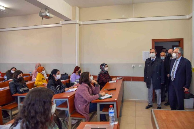 Yök Başkan Vekili Kapıcıoğlu’dan Şeyh Edebali Üniversitesi’ne Ziyaret