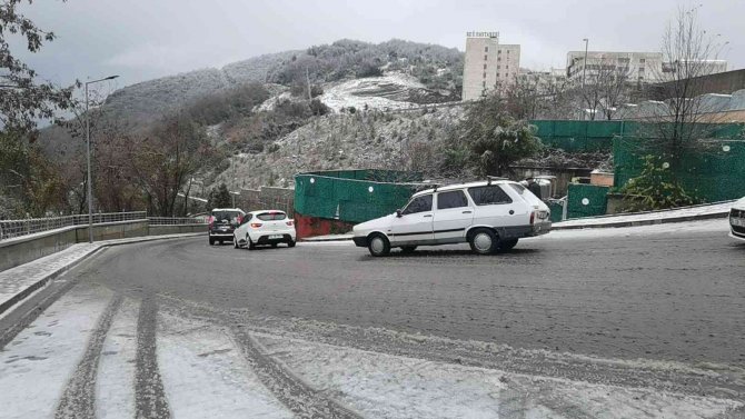 Zonguldak Valiliği Yollardaki Son Durumu Paylaştı
