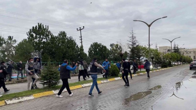 Savaş Alanını Andıran Taraftarların Kavgasında Ceza Yağdı