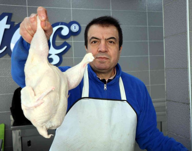 Kasaplar, Doların Ardından Beyaz-kırmızı Et Fiyatlarının Da Düşmesini Bekliyor