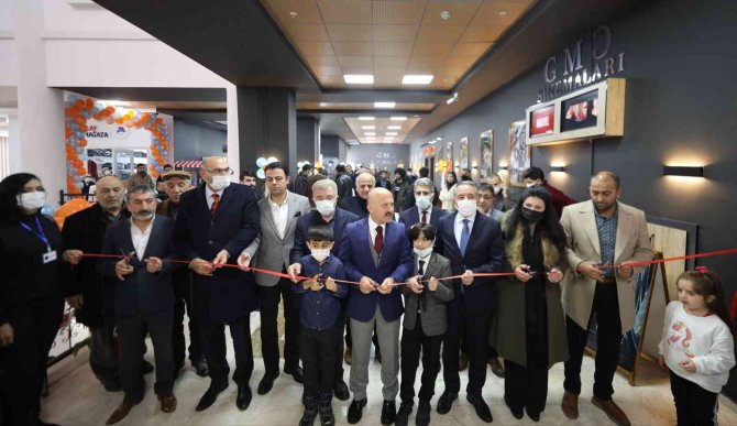 Ağrı’da Öğrencilere Hizmet Verecek Sinema Salonu Faaliyete Girdi