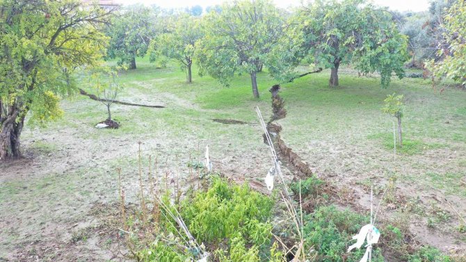Aydın Büyükşehir Belediyesi, Germencik’teki Çatlaklar İle İlgili Raporu Yayımladı