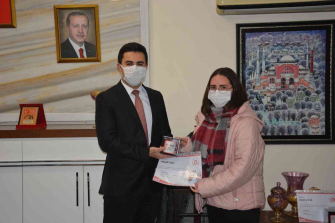 Bi̇gep Sınavında Dereceye Girenlere Ödül