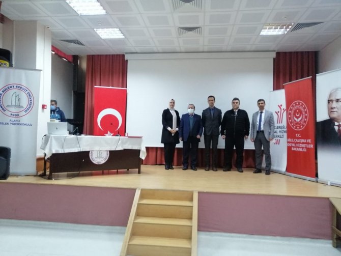 Kadına Karşı Ayrımcılığın Önlenmesi Adlı Konferans Yapıldı