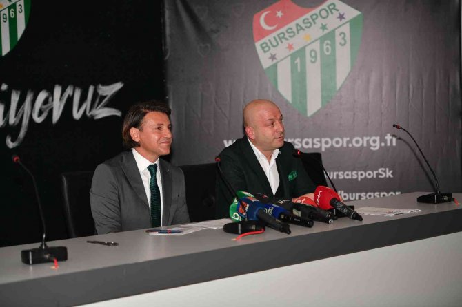 Bursaspor’un Yeni Teknik Direktörü Tamer Tuna İmzayı Attı