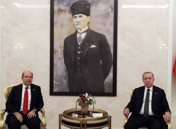 Cumhurbaşkanı Erdoğan, Kktc Cumhurbaşkanı Tatar İle Görüştü