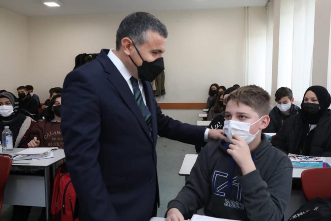 Vali Atay, Öğrencilerle Bir Araya Geldi