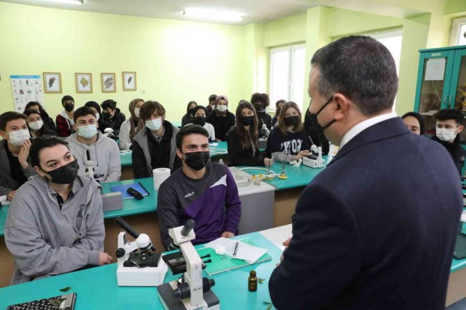 Vali Atay, Öğrencilerle Bir Araya Geldi