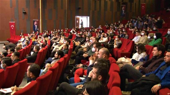 Deni̇b ‘E-ticaret Ve E-i̇hracat’ın Uzmanlarını Denizli İş Dünyasıyla Buluşturdu