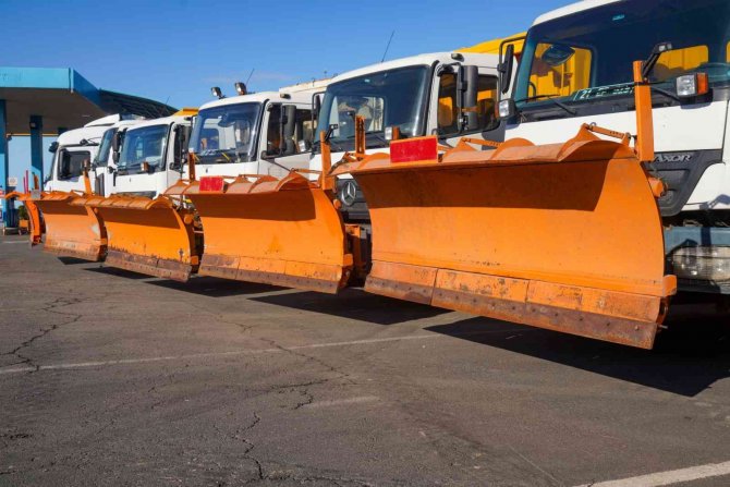 Diyarbakır’da Buzlanmalara Karşı Bin 500 Ton Soğuk Asfalt Kullanılacak