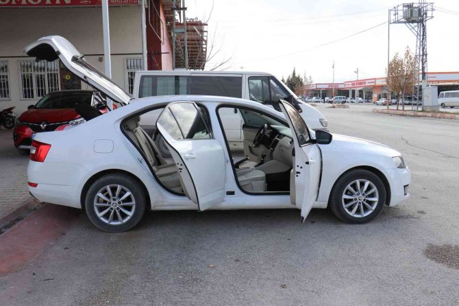 Döviz Kurundaki Sert Düşüş İkici El Araç Fiyatlarında Düşüş Beklentisini Arttırdı