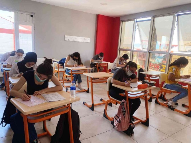 Açı Eğitim Kurumları’ndan Bursluluk Sınavı