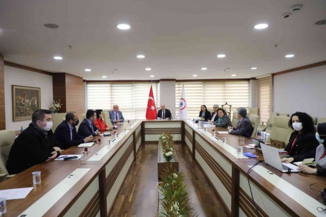 Başkan Özlü, Tübi̇tak Heyeti İle Buluştu
