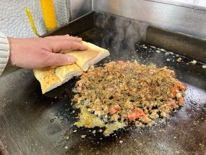 Stokçuluk Ve Fırsatçılık Kokoreç Piyasasını Da Etkiledi