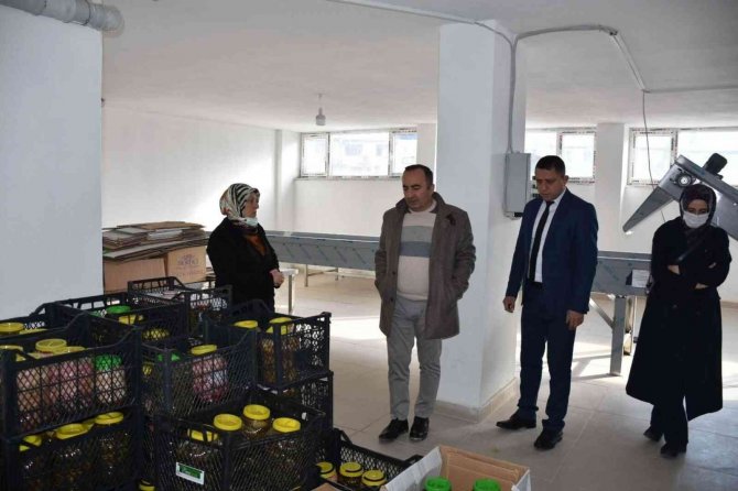 Başkan Sülük’ten Turşu Atölyesinde İnceleme