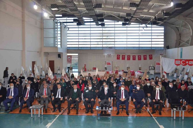 Elbistan’da İ̇stiklal Marşı’nın 100.yılında 100 Eser Sergisi Açıldı