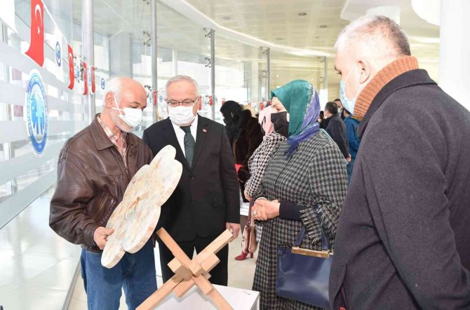 Kmü’de Yıl Sonu Karma Sergisi Düzenlendi