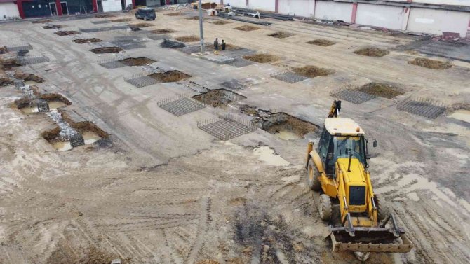Keçiören İ̇ncirli’ye Güneş Enerjili Yeni Nesil Semt Pazarı