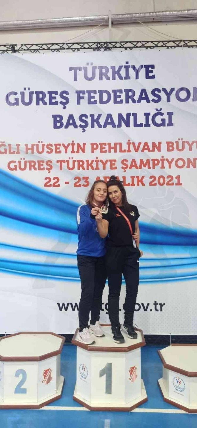 Köyceğizli Güreşçi Türkiye Şampiyonu Oldu