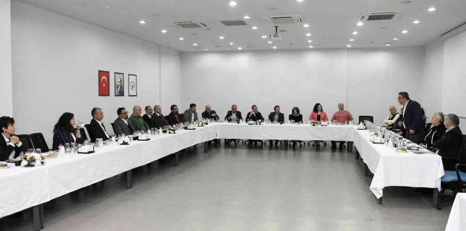 Başkan Uysal: “Assi̇m, Antalya’nın Turizm Alanındaki Düşünce Kuruluşu Olabilir”