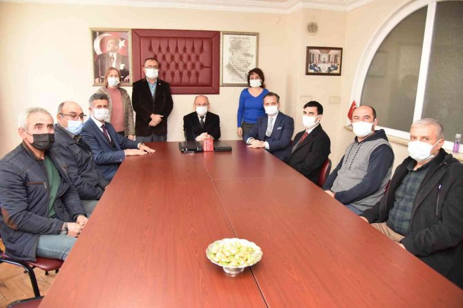 Vali Karadeniz Soma’da Temaslarda Bulundu