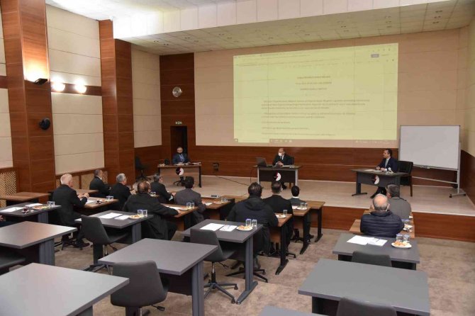 Vali Karadeniz Soma’da Temaslarda Bulundu