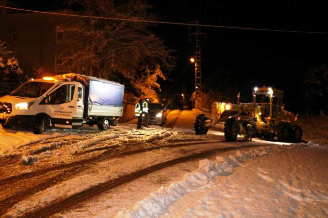 Sinop’ta Karla Mücadele Timleri Teyakkuza Geçti