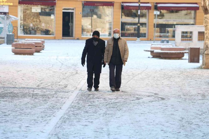 Sivas’ta Sıcaklık -26.6 Derece