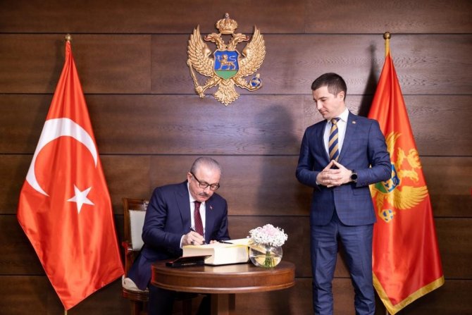 Tbmm Başkanı Şentop, Karadağ Karadağ Parlamento Başkanı Beçiç İle Görüştü