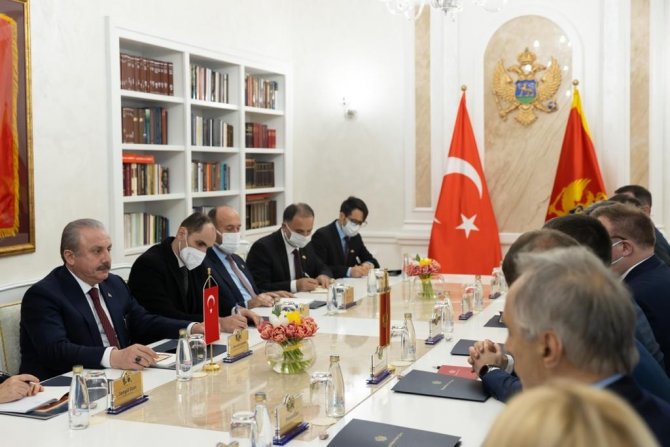 Tbmm Başkanı Şentop, Karadağ Karadağ Parlamento Başkanı Beçiç İle Görüştü