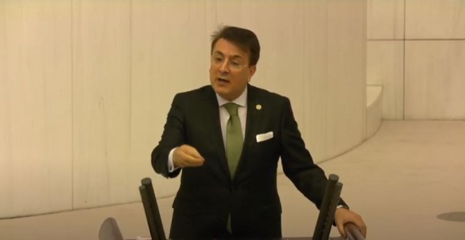 Aydemir Genel Kurul’da Yasa Teklifini Paylaştı