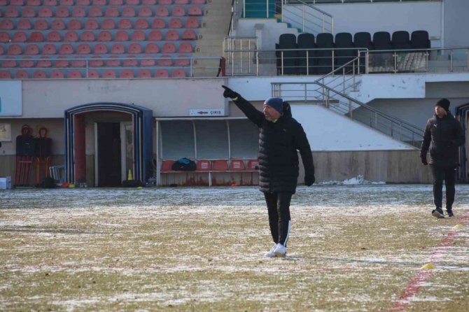 Sivas Belediyespor, Sakaryaspor Maçına Hazırlanıyor