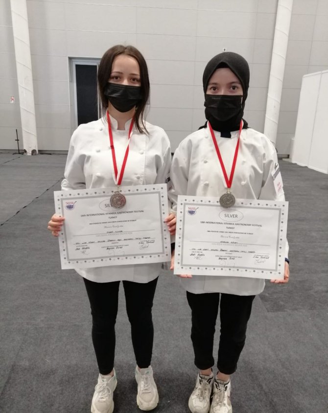 Geleceğin Şefleri 3 Gümüş, 1 Bronz Madalya İle Döndü