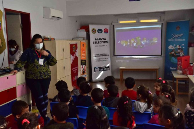 ‘Çevreci Kent Yeşil Alanya’ Eğitimi Anaokulu Öğrencileriyle Buluştu