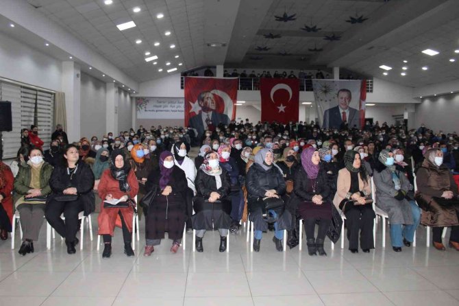 Yazar Uzun, Çanlılarla Buluştu