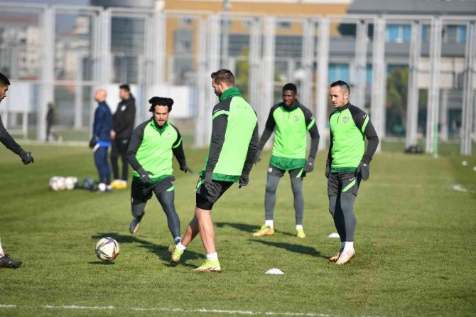 Bursaspor’da Menemenspor Maçı Hazırlıkları Tamamlandı