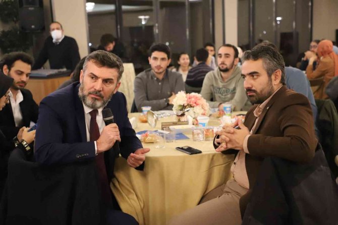 Daire Başkanı Yıldırım, Üniversite Öğrencileriyle Buluştu