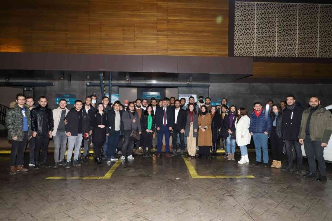 Daire Başkanı Yıldırım, Üniversite Öğrencileriyle Buluştu